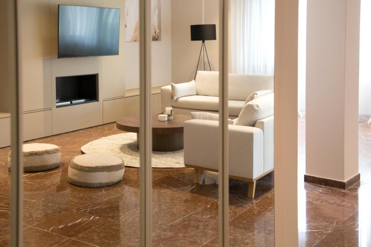 Athenais Luxury Apartment エクステリア 写真